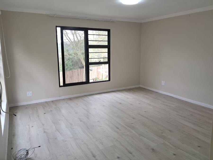 To Let 2 Bedroom Property for Rent in Kwelera Eastern Cape